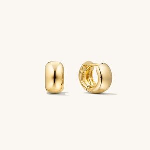 Mejuri Chunky Huggie Hoops — Gold